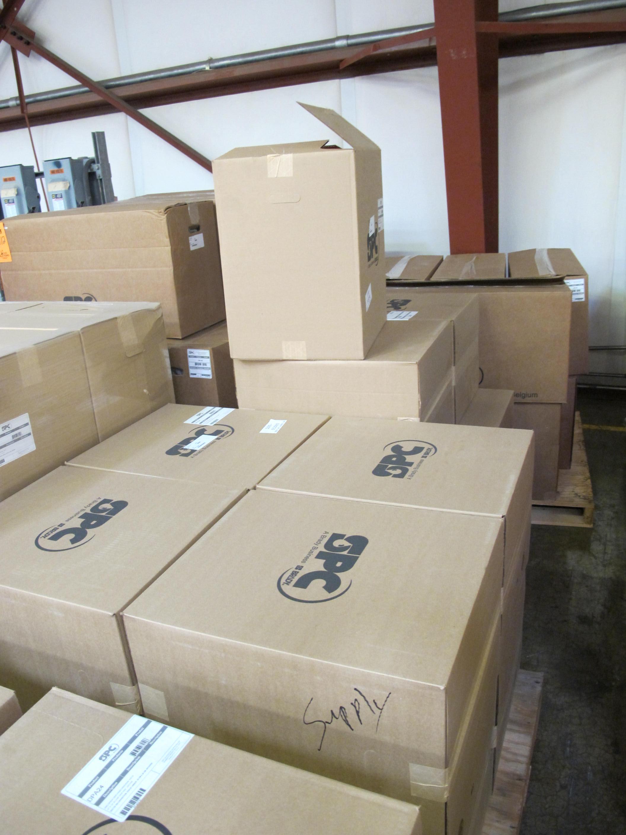 LOT TO INCLUDE: (744) PANS, 10-1/4" X 10-1/4" X 3" SIZE, ABSORBENT KIND, POLYETHYLENE MATERIAL. CONTAINS ABSORBENT PADS FOR CONTAINING SPILL/LEAKS. 24PADS PER BOX, (966) ABSORBENT, HOT DOG TYPE, "ORIGINAL PIG" FORM. 42" LG, 3" DIA. FILLED WITH ORGANIC MATERIAL (CORN COB) FOR OIL, SOLVENTS, OR NON-AGGRESSIVE AQUEOUS WASTES. GREY COLOR. INCINERABLE AND BIODEGRADABLE. 40 PER BOX.. LOADING & HANDLING FEE $30-4109